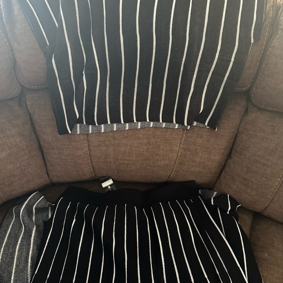 Ashley Stewart Black and White Knit Top and Skirt Set - Picture 2 of 6